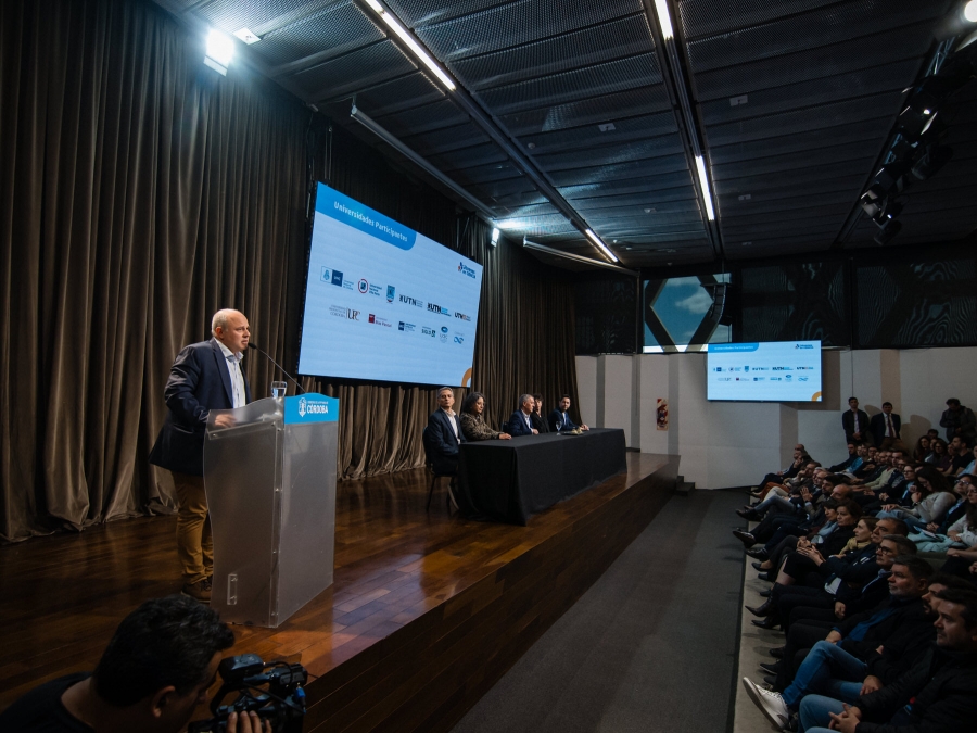 Investigadores del CIMETSA y del Hospital Privado recibieron subsidios del Programa Jóvenes en Ciencia